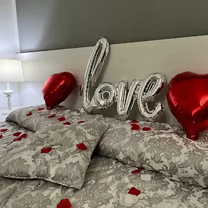  Bed & Breakfast Palazzo Napolitano Italy